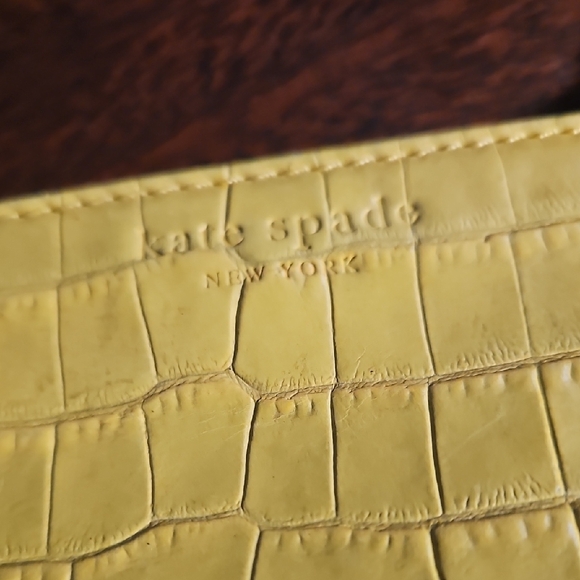 Kate Spade Vintage Yellow Crocodile-Embossed Shoulder Bag - Picture 5 of 7